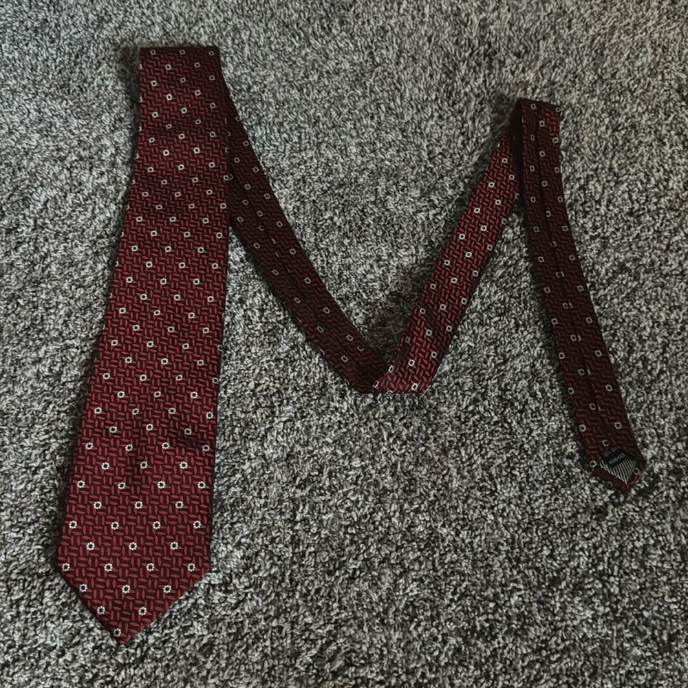 Tie Rack London Red/White Flower Pattern Men’s Neck Tie 100% Silk